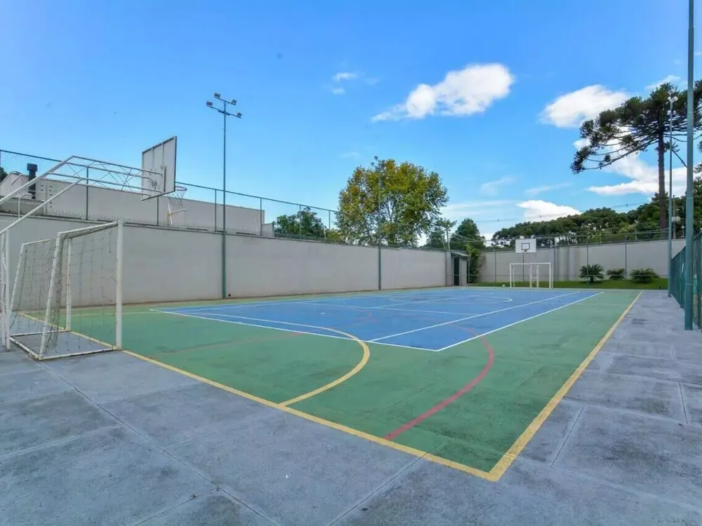 Quadra poliesportiva — futsal, vôlei e basquete